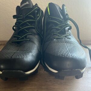 Riddell Men's Mid Generator Football Cleats